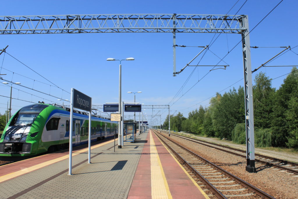 Stacja kolejowa Ropczyce